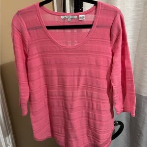 100% cotton, Three-quarter-sleeve pink top by the brand Eight Eight Eight size M